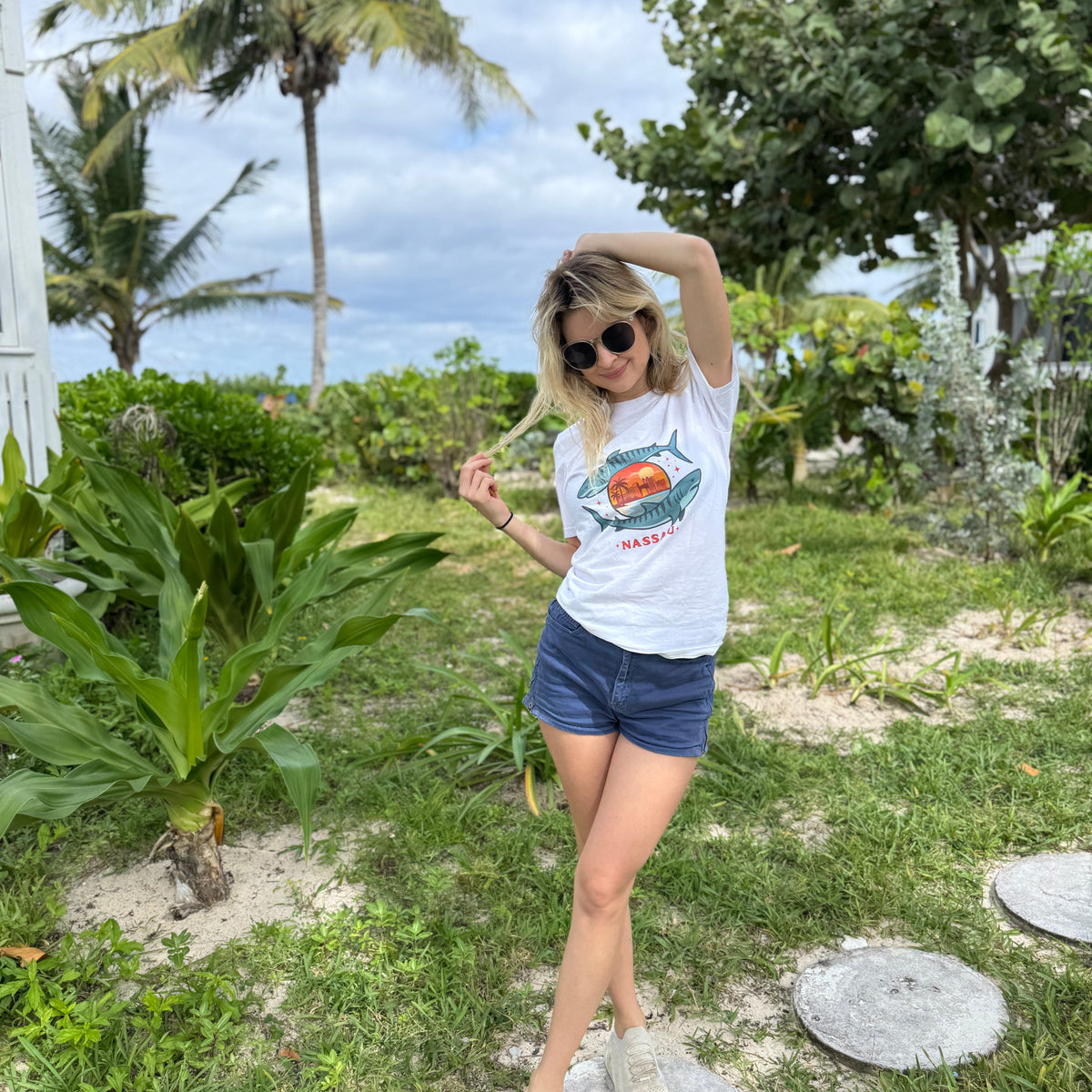 Manta Ray Maui - Premium Unisex Crewneck T-shirt